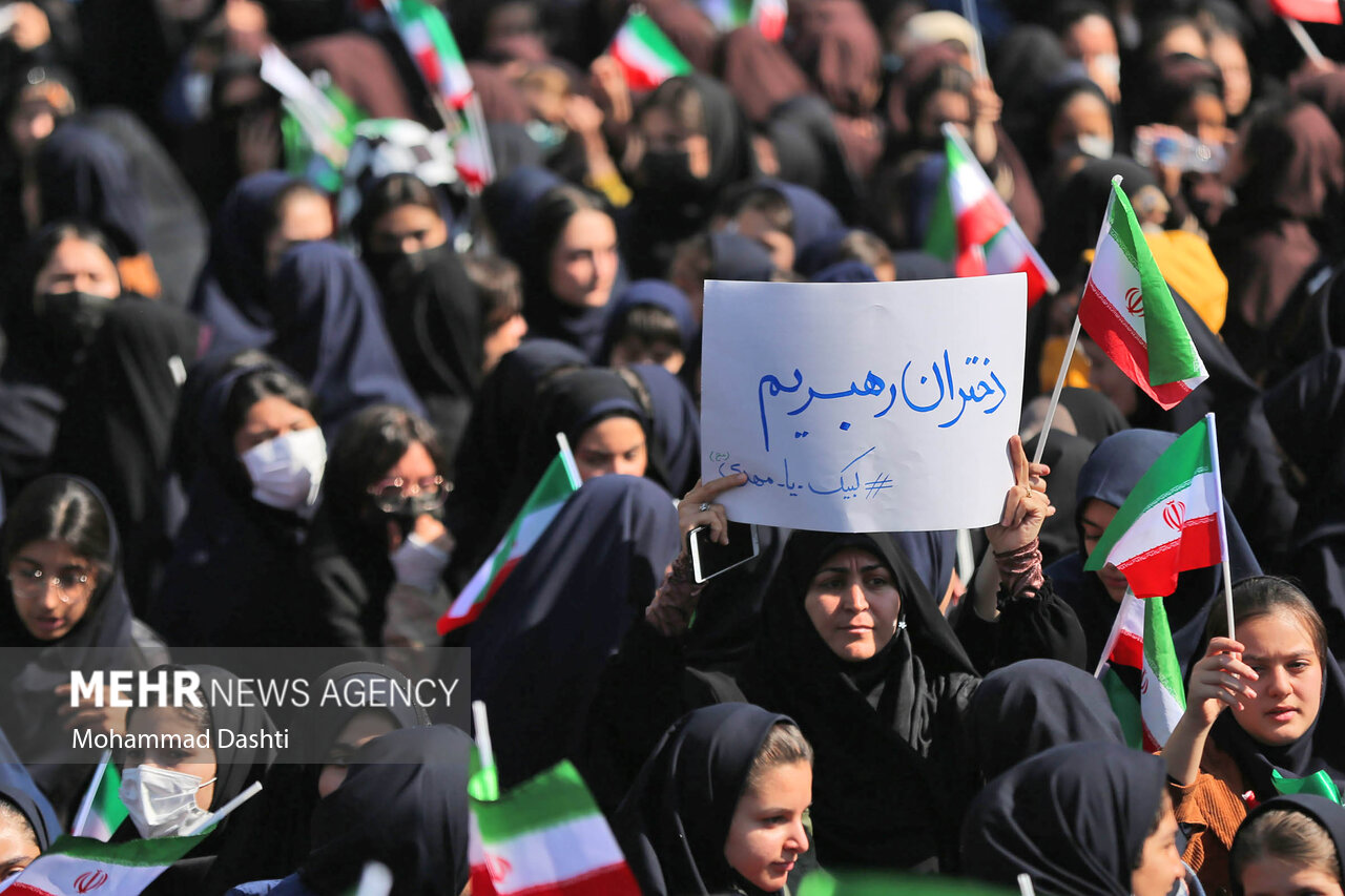 اجتماع بانوان در اردبیل