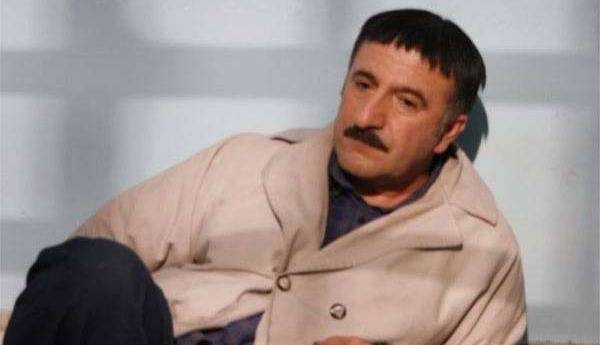 سوژه کردن عکس آقا سیروس در «سه در چهار»