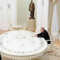 مذاکرات سه‌جانبه پوتین، علی‌اف و پاشینیان در سوچی برگزار می‌شود  