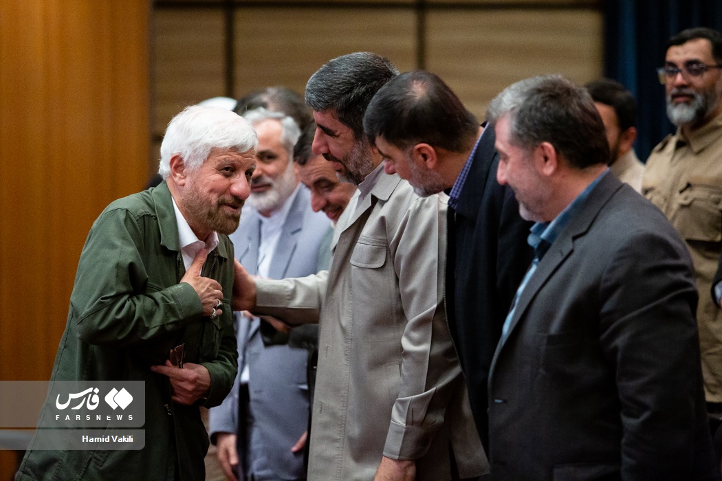 رونمایی از کتاب خاطرات مهدی سلحشور از دفاع مقدس 