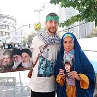 روایت «فارس» از حضور و سخنان «جوان آمریکایی تازه مسلمان» در راهپیمایی ۱۳ آبان تهران