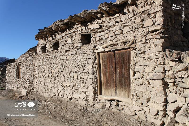 درب‌ خانه‌های روستایی در مازندران