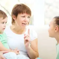 تربیت فرزند غیرخجالتی با ترفندهای مادرانه