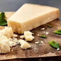 پنیر پارمسان در خانه؛ پنیر محبوب ایتالیایی