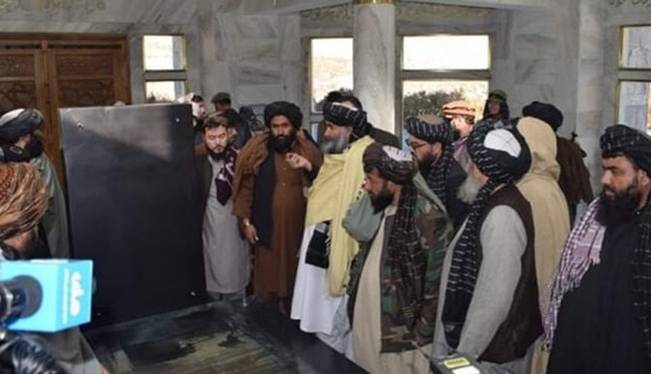 طالبان: از آرامگاه «احمد شاه مسعود» حفاظت می‌شود