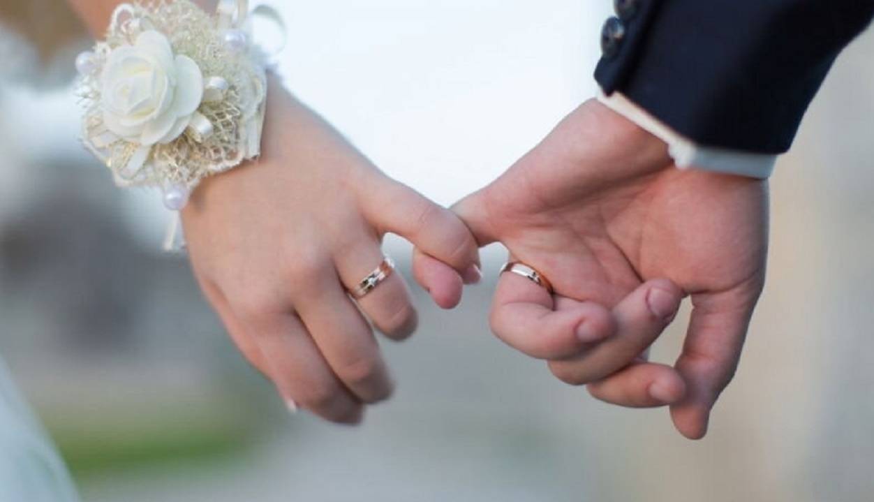تعهد در زندگی مشترک به چه معنا است؟
