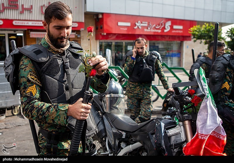 تصاویری زیبا از نیروهای مدافع امنیت در تهران