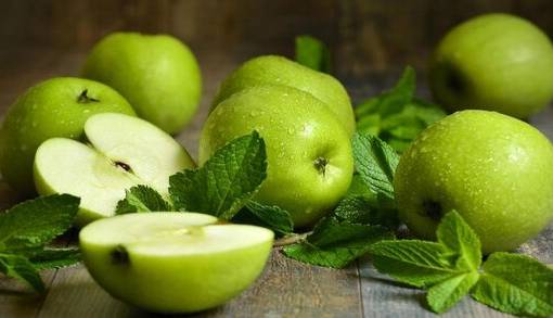 پنج فایده خوردن سیب وقتی ناشتا هستید