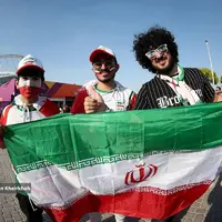 پایکوبی هواداران ایرانی در دوحه با شعار «ایران ایران»