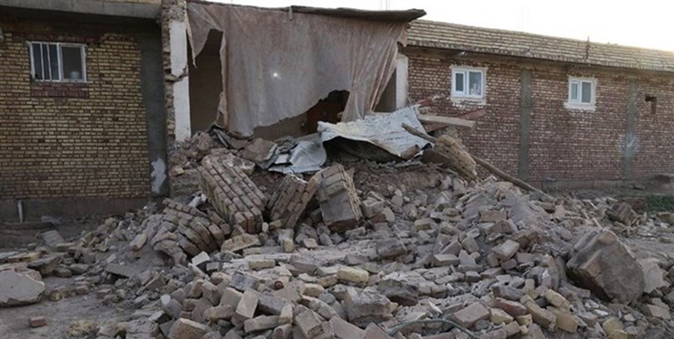 بازسازی مناطق زلزله‌زده در خوی با سرعت ادامه دارد