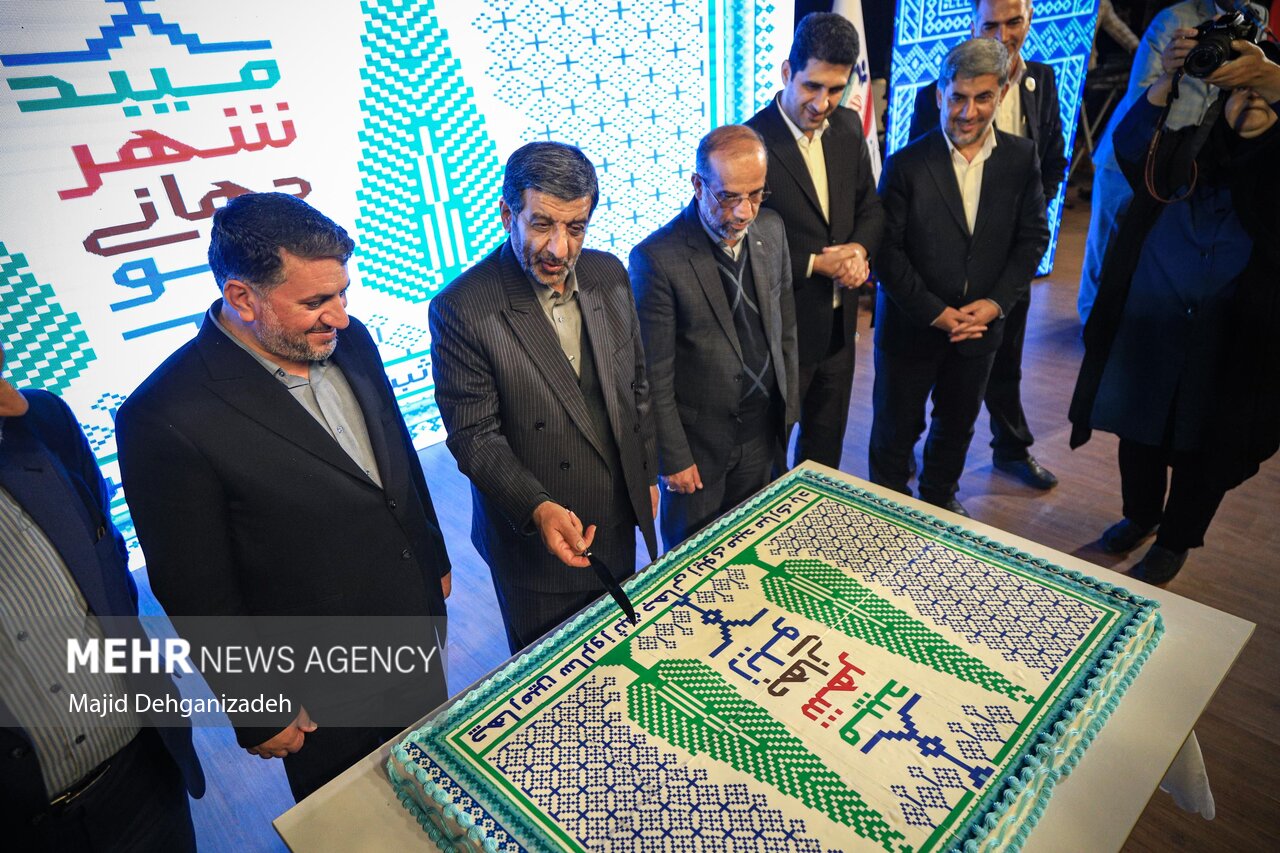 عکس/ مراسم ثبت جهانی زیلو با حضور وزیر میراث فرهنگی