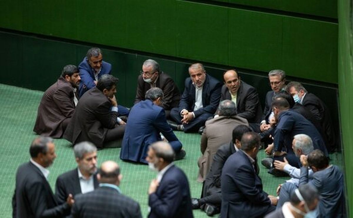 واکنش نماینده پلدختر به قطع ارتباط پارلمان اروپا با مجلس ایران؛ مهم نیست!