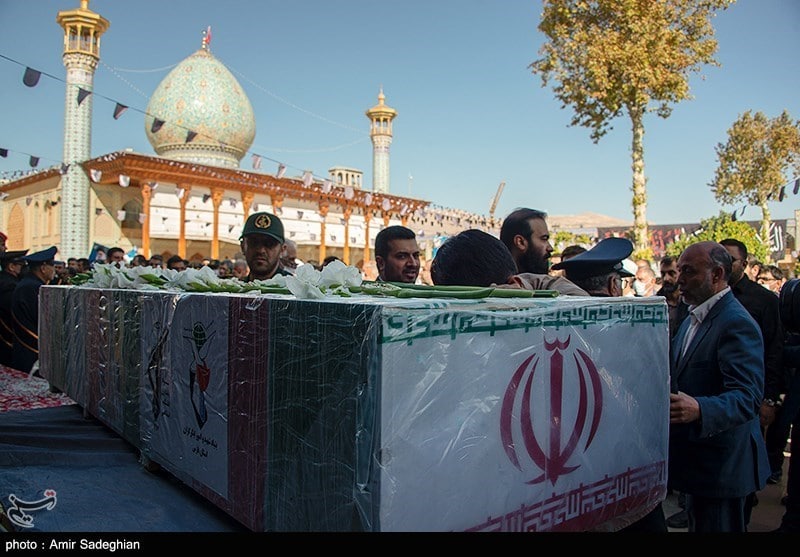 عکس/ تشییع پیکر شهید مدافع حرم «داوود جعفری» در شیراز