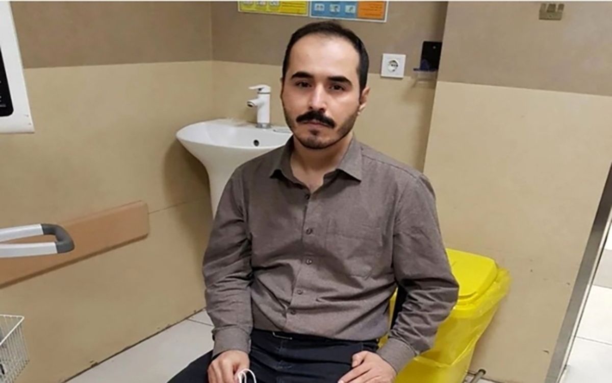 روزنامه جوان: حسین رونقی به دنبال پناهندگی است