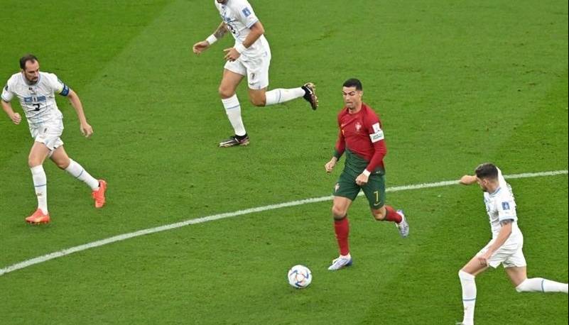 جام‌جهانی/ تساوی پرتغال و اروگوئه در نیمه اول