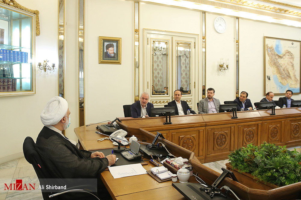 نشست رئیس قوه قضاییه با اعضای هیئت مدیره وکلای دادگستری