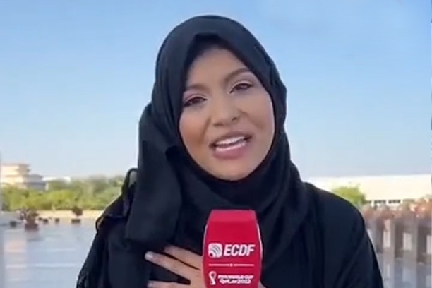 جامجهانی/ خبرنگار اکوادوری گزارش خود را از مسجد در قطر با حجاب اجرا کرد