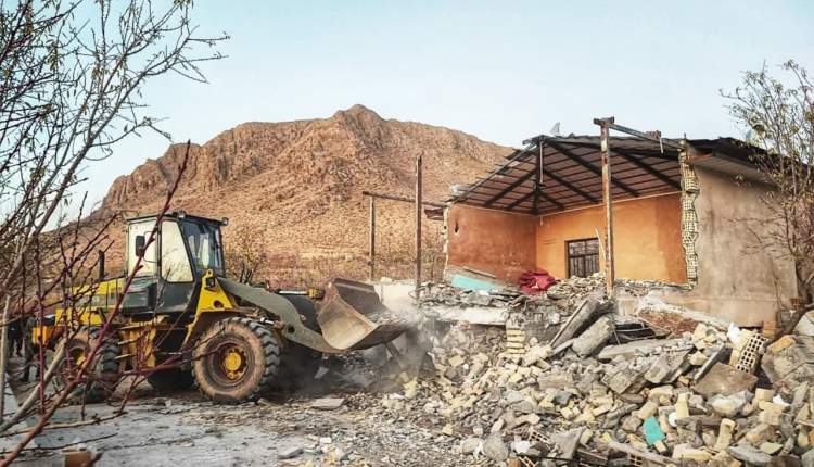 تخریب ساخت‌وساز‌های غیرمجاز در سامان