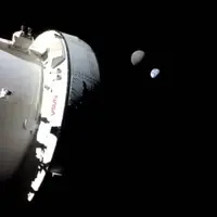انتشار نمایی زنده از زمین و ماه در یک قاب توسط اوریون