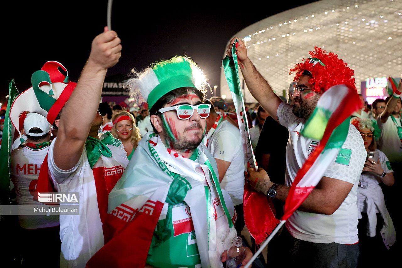 عکس/ ازدحام هواداران ایرانی پشت درب های ورزشگاه الثمامه قطر