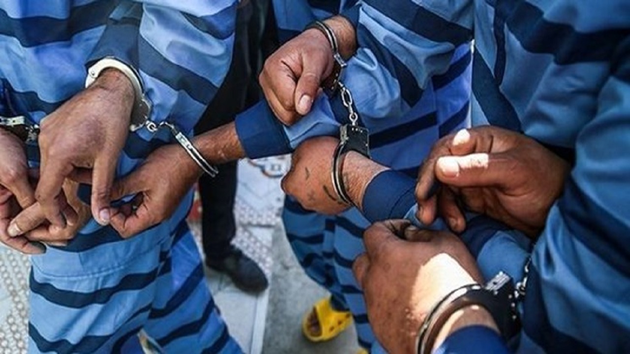 دستگیری هشت خرده‌فروش و سارق در شهرستان طبس