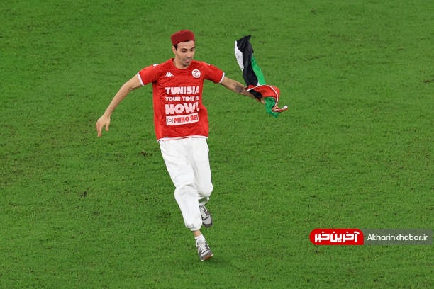 عکس/ جیمی جامپ بازی فرانسه و تونس با پرچم فلسطین