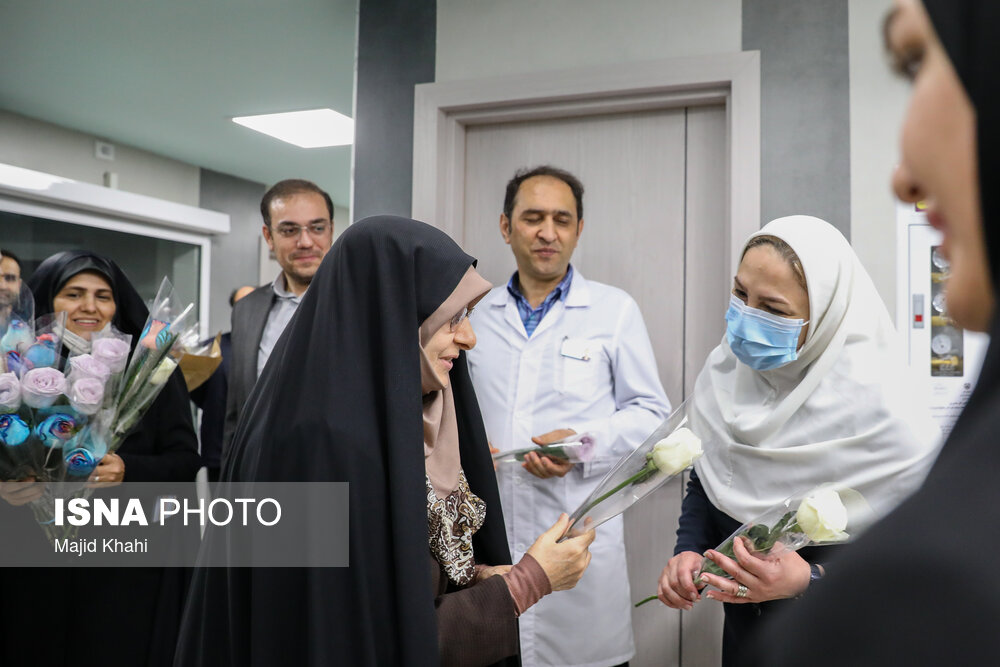 بازدید معاون زنان و خانواده رییس جمهور از بیمارستانی در اسلامشهر