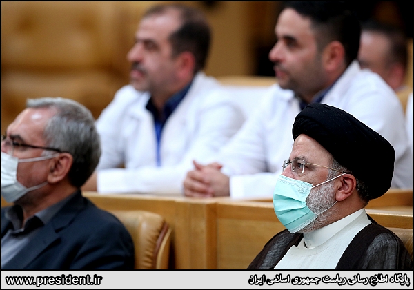 عکس/ حاشیه های مراسم بزرگداشت روز پرستار با حضور رئیس جمهور 