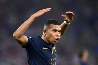 جام‌جهانی/ ام‌باپه بازی فرانسه - تونس را از دست داد؟