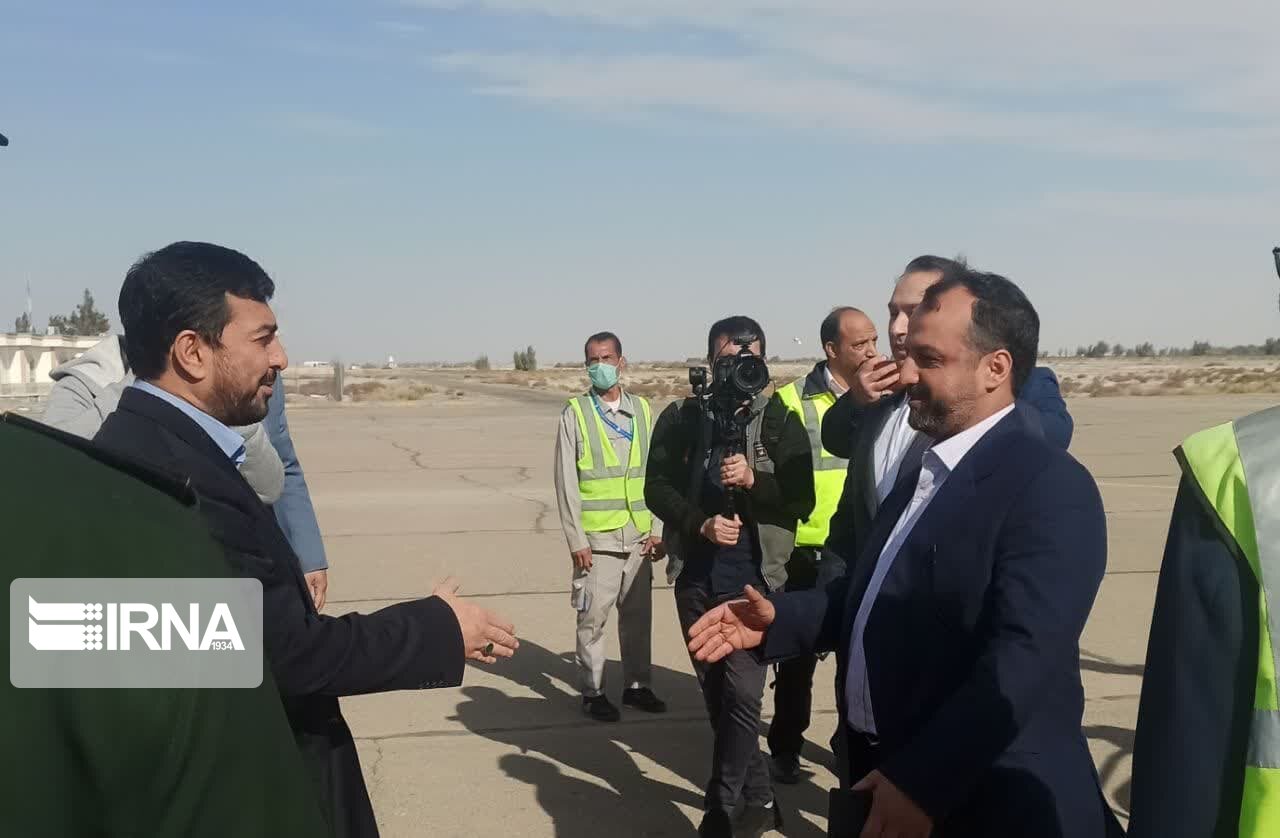 وزیر اقتصاد از پایانه مرزی میلک منطقه سیستان دیدن کرد