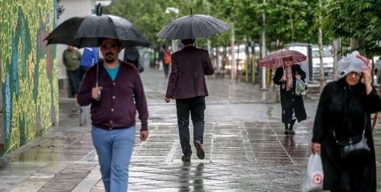 بارش باران در تهران؛ هوا سرد می‌شود