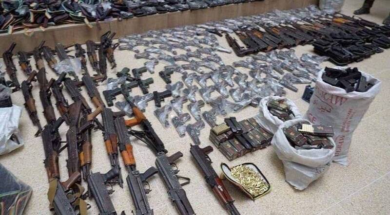 عکس/ اسلحه‌هایی که قرار بود به ایران قاچاق شود!