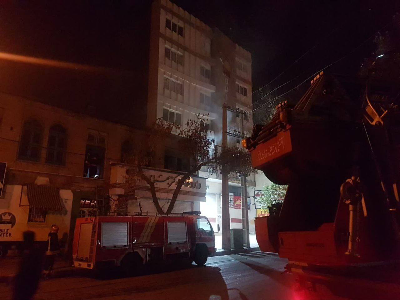 مهار حریق یک کافی‌شاپ در کرمانشاه