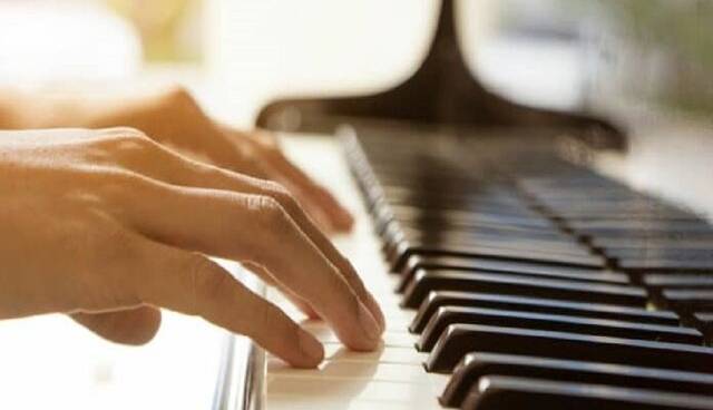 تاثیر شگرف نواختن پیانو در افزایش قدرت پردازش مغز  