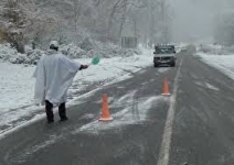 بارش برف در محورهای کوهستانی گلستان