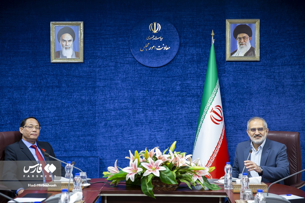 دیدار هیات خارجی با معاون پارلمانی رئیس جمهور