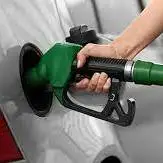 کمبود بنزین سوپر در جایگاه‌های سوخت استان یزد