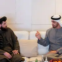 پسر ملاعمر با رییس امارات دیدار کرد