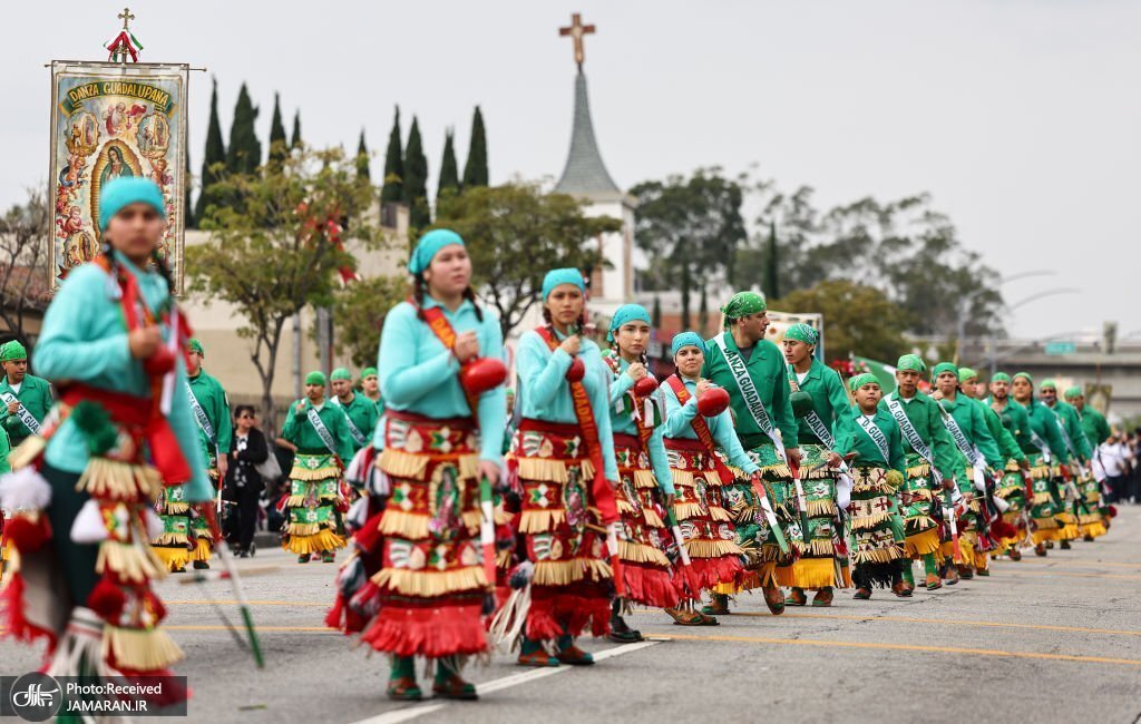 راهپیمایی سالانه کاتولیک های جامعه سنتی در لس آنجلس