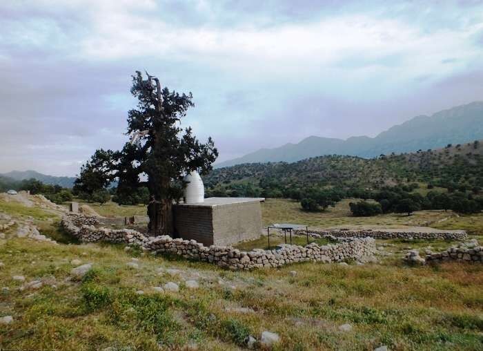 خواسته‌های اهالی روستای باستانی لار در شهرستان باشت