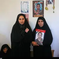 مادر شهید‌ عجمیان: در دادگاه دیدم پسرم را چطور زدند