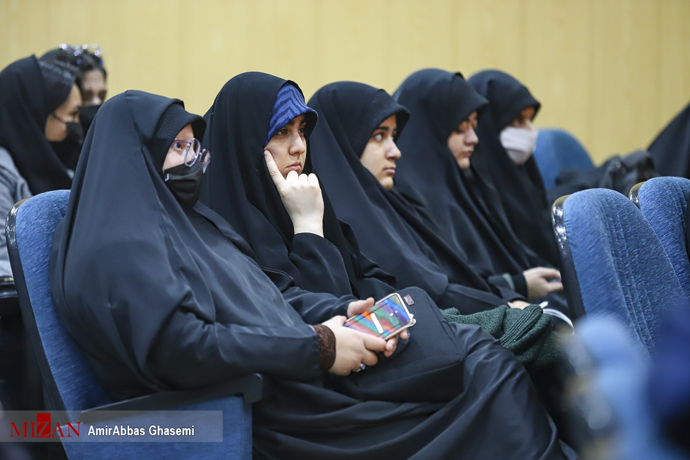 نشست سخنگوی شورای نگهبان با دانشجویان