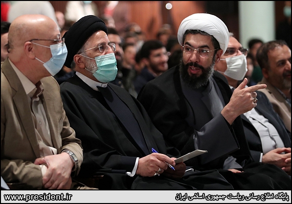 عکس/ روز پرهیاهوی دانشگاه تهران با حضور رئیس جمهور