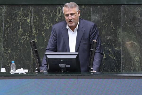 نماینده مجلس: گشت ارشاد جمع نشده، تغییر تاکتیک داده است