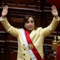 اولین رئیس جمهوری زن در پرو سوگند خورد