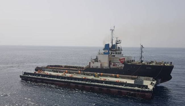 نجات ۱۸ ملوان در آب‌های خلیج‌فارس؛۳ صیاد مفقود شدند