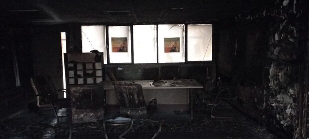 عکس/ دفتر بسیج دانشجویی دانشگاه شریف در آتش سوخت