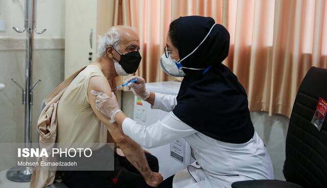 گروههای واجد شرایط دریافت واکسن کرونا اعلام شد