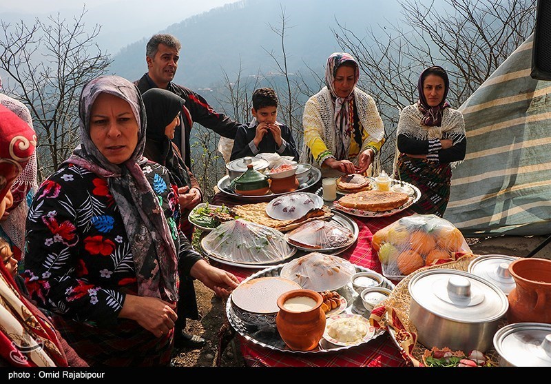 عکس/ جشنواره غذاهای محلی در رحیم آباد گیلان