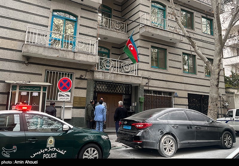 عکس/ سفارت جمهوری آذربایجان پس از حادثه تیراندازی